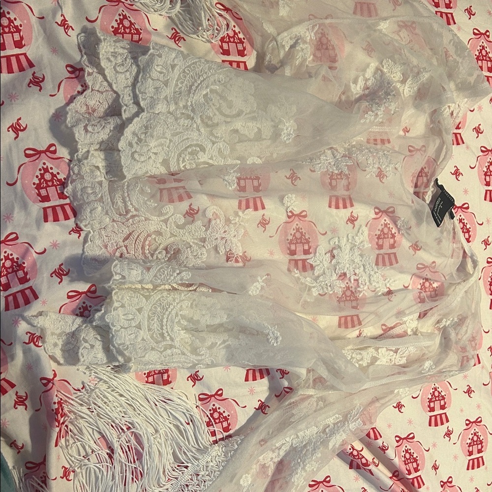 Forever 21 White Lace Top